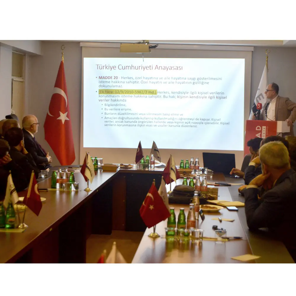 KVKK ve İşletmeler ilişkisi hukuki süreçler eğitim etkinliği