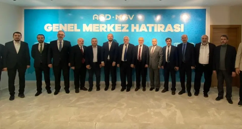 Genel Başkanımız ve beraberindeki heyet, MGV-AGD Genel Başkanı Sayın Salih Turhan’ı ziyaret etti.